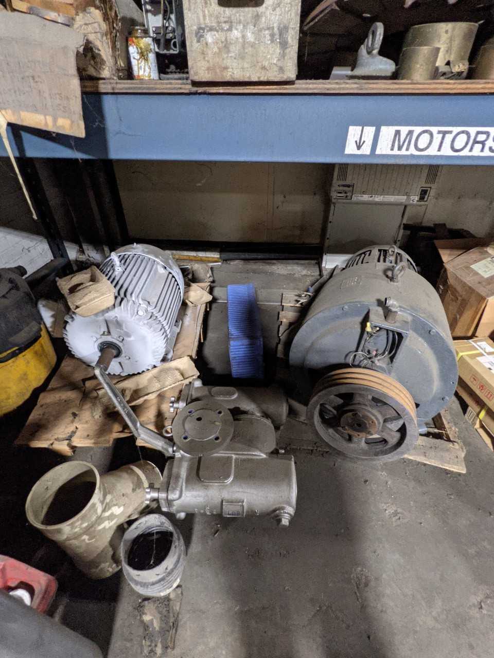 8 SECTION OF PALLET RACKING - MISCELLANEOUS