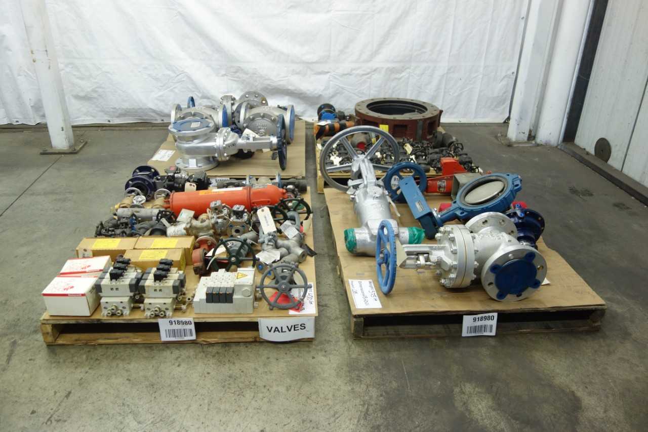 4 PALLETS OF ASSORTED VALVES - VALVES