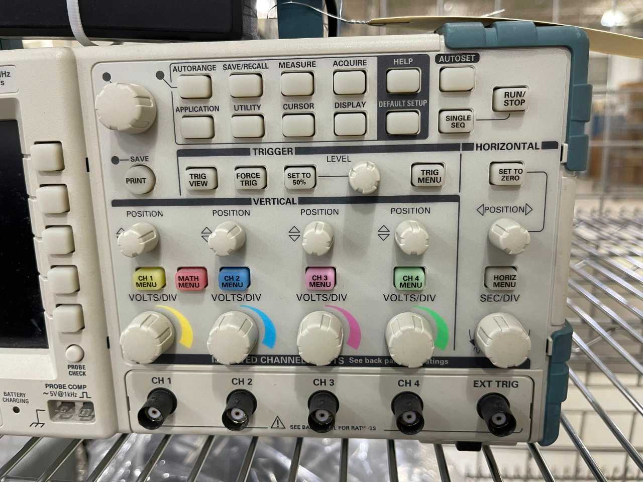 Tektronix TPS 2024 Digital Storage Oscilloscope - ANALYZER
