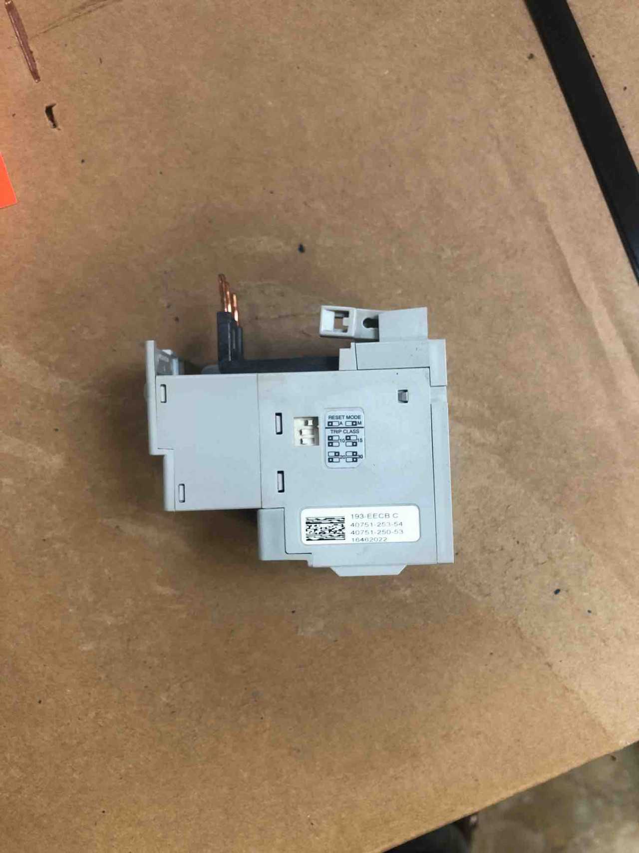 Allen-Bradley 193-EECB Overload Relay - INDUSTRIAL PARTS