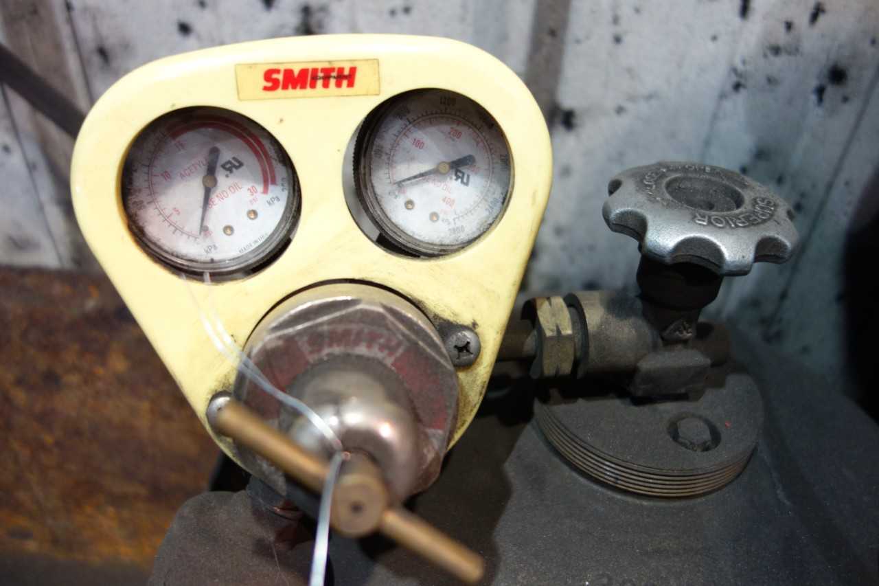 AIRGAS ACETYLENE & OXYGEN HOSE REEL (TANKS NOT INCLUDED) - WELDING EQUIPMENT