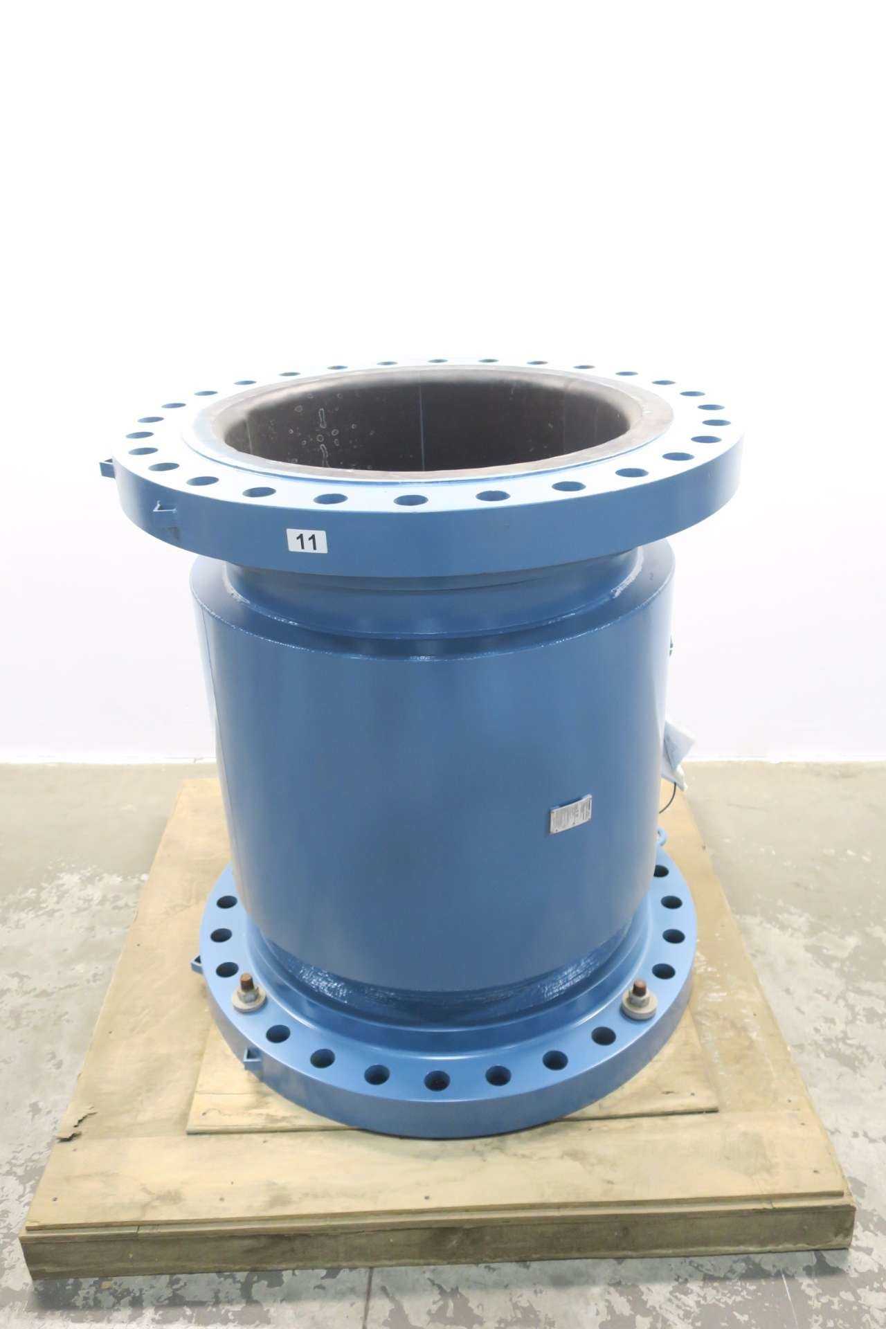 NEW ROSEMOUNT 8705NHA300C3W0N0Q4Q8Q66Q67Q70DT 300 30IN 40V-DC MAGNETIC FLOW METER - FLOW METER