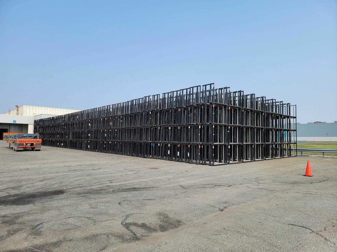 645 Tons of Metal Pallets (2870 Pieces) PICK UP MUST HAPPEN BY SEPT. 20 - MISCELLANEOUS