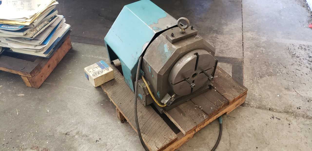 Cincinnati Milicron 900MC Vertical Machining Center - VERTICAL MACHINING CENTERS