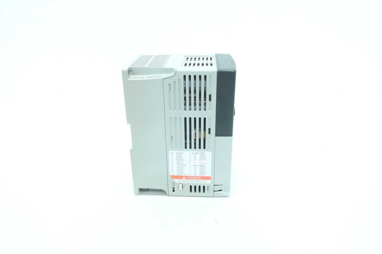 ALLEN BRADLEY 22A-A8P0N104 POWERFLEX 2HP AC VFD DRIVE - MOTOR DRIVES
