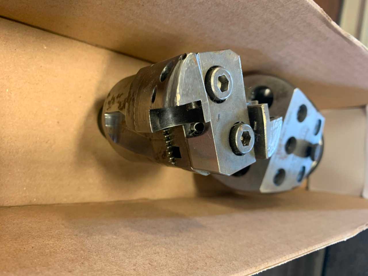 Adjustable Boring / Milling tool - MACHINING ACCESSORIES & TOOLING
