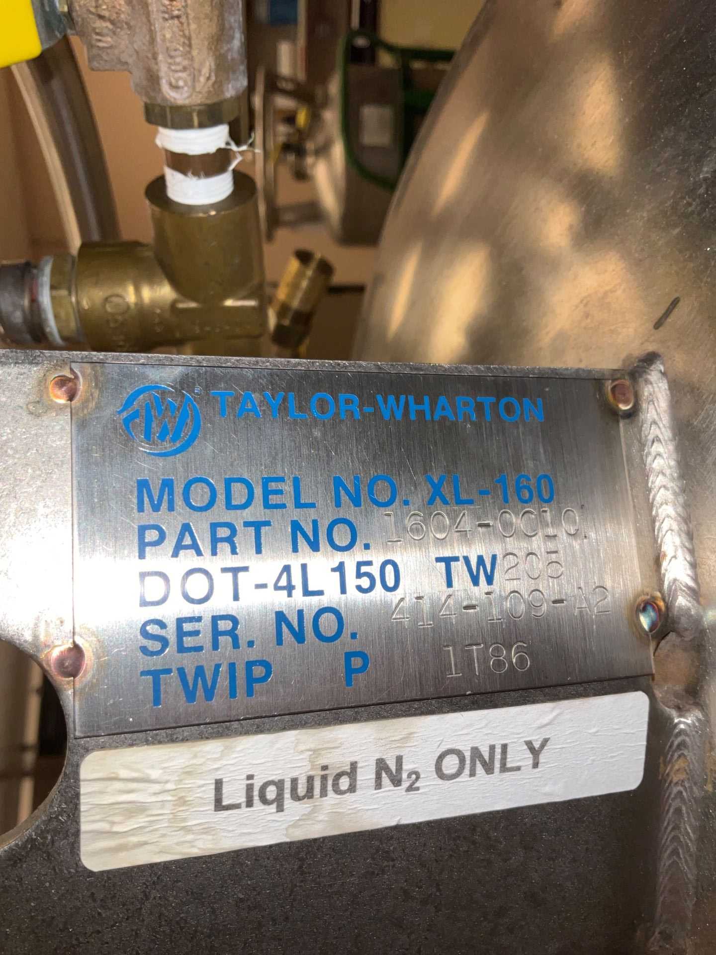 TAYLOR WHARTON XL-160 LIQUID NITROGEN TANK