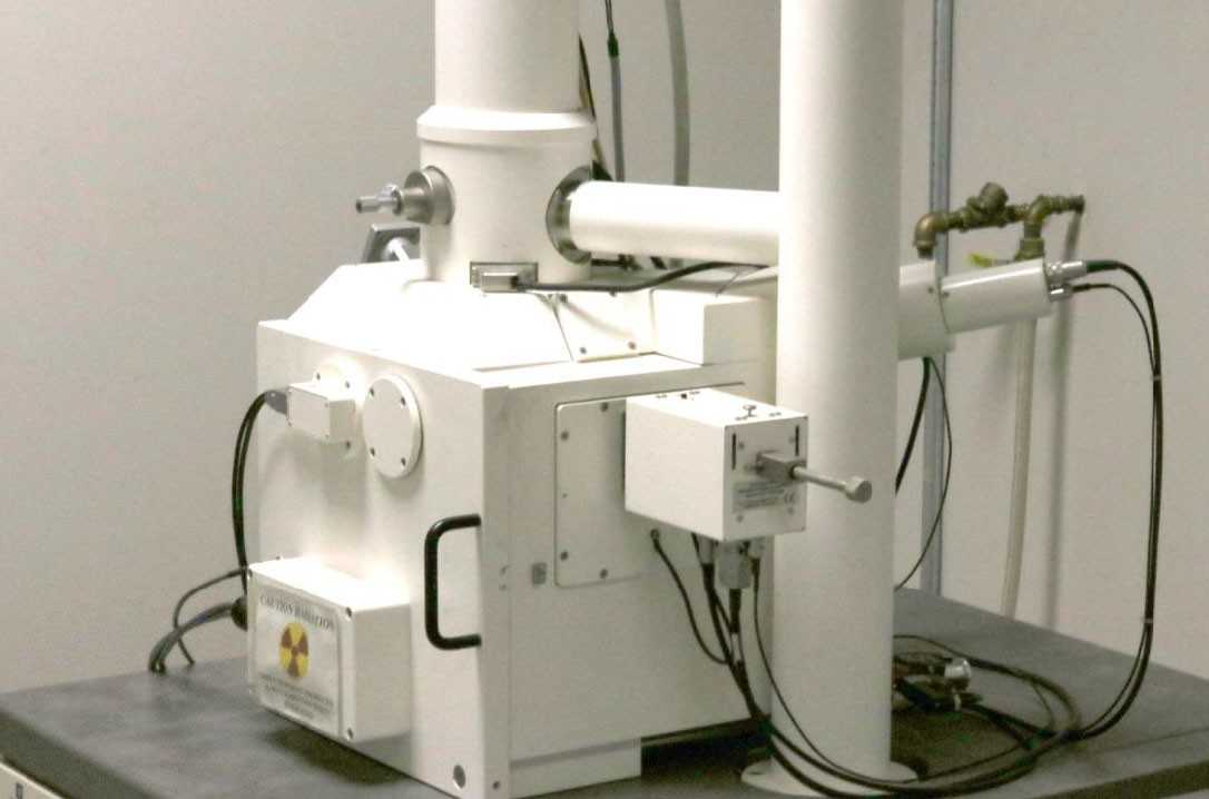 Zeiss 1455VP Scanning Electron Microscope w/ Xr-Ray Analyzer - ANALYZER