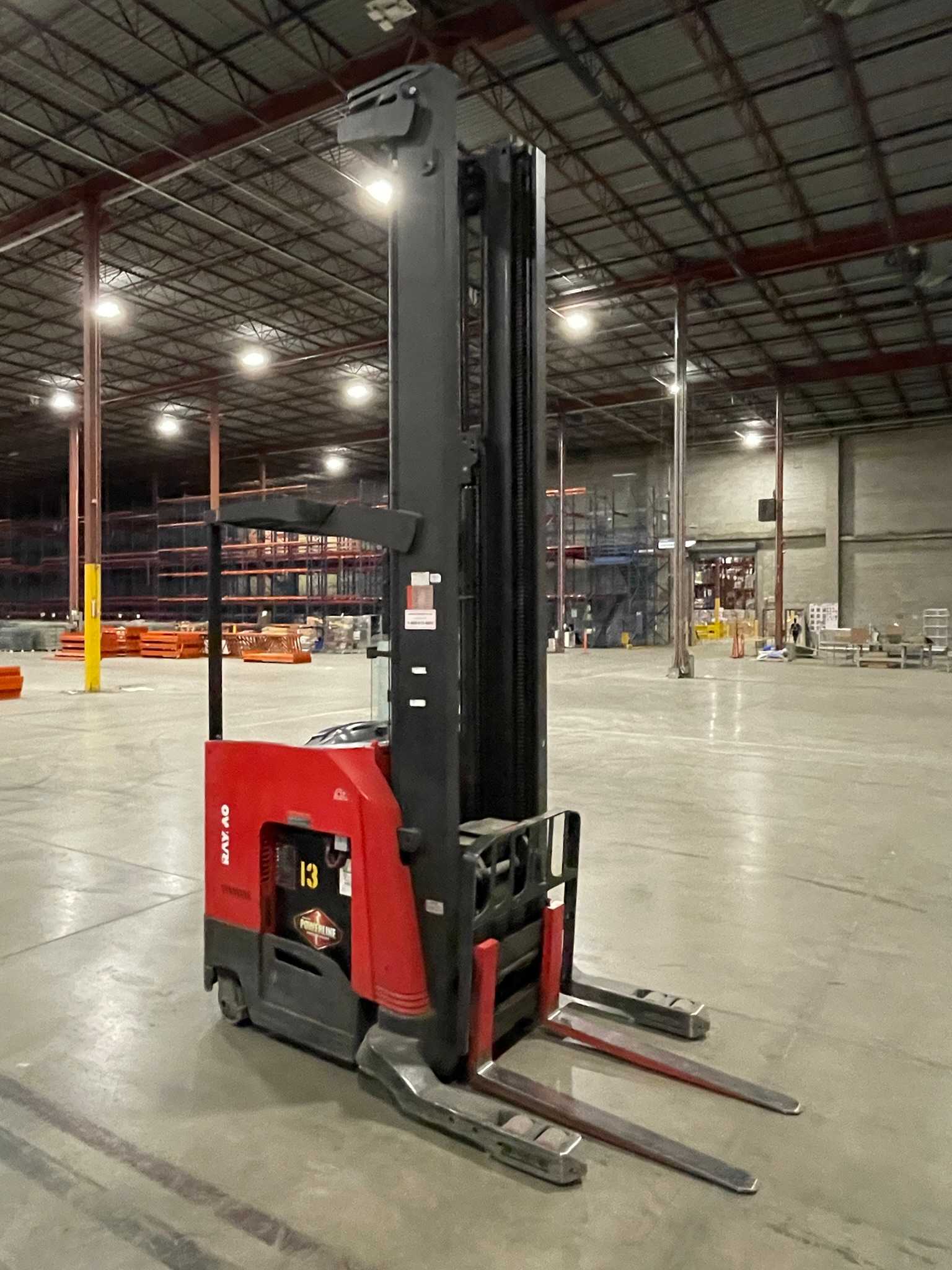 2011 RAYMOND 740 R45TT REACH TRUCK - REACH TRUCKS