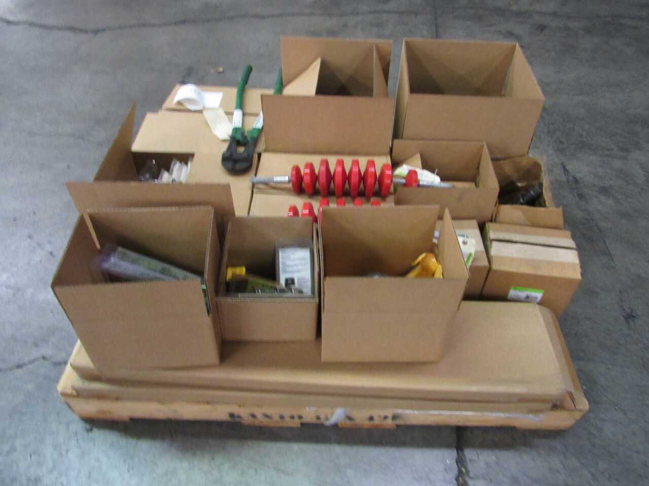 Pallet of 205x Assorted Greenlee Tools & More - ELECTRIC POWER TOOLS