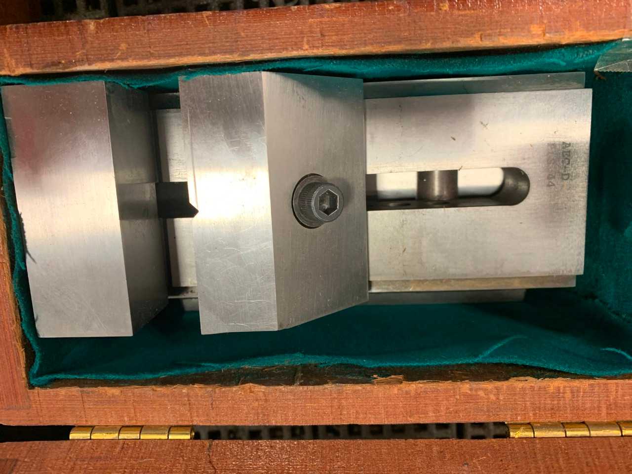 Precision Vise - ELECTRIC POWER TOOLS