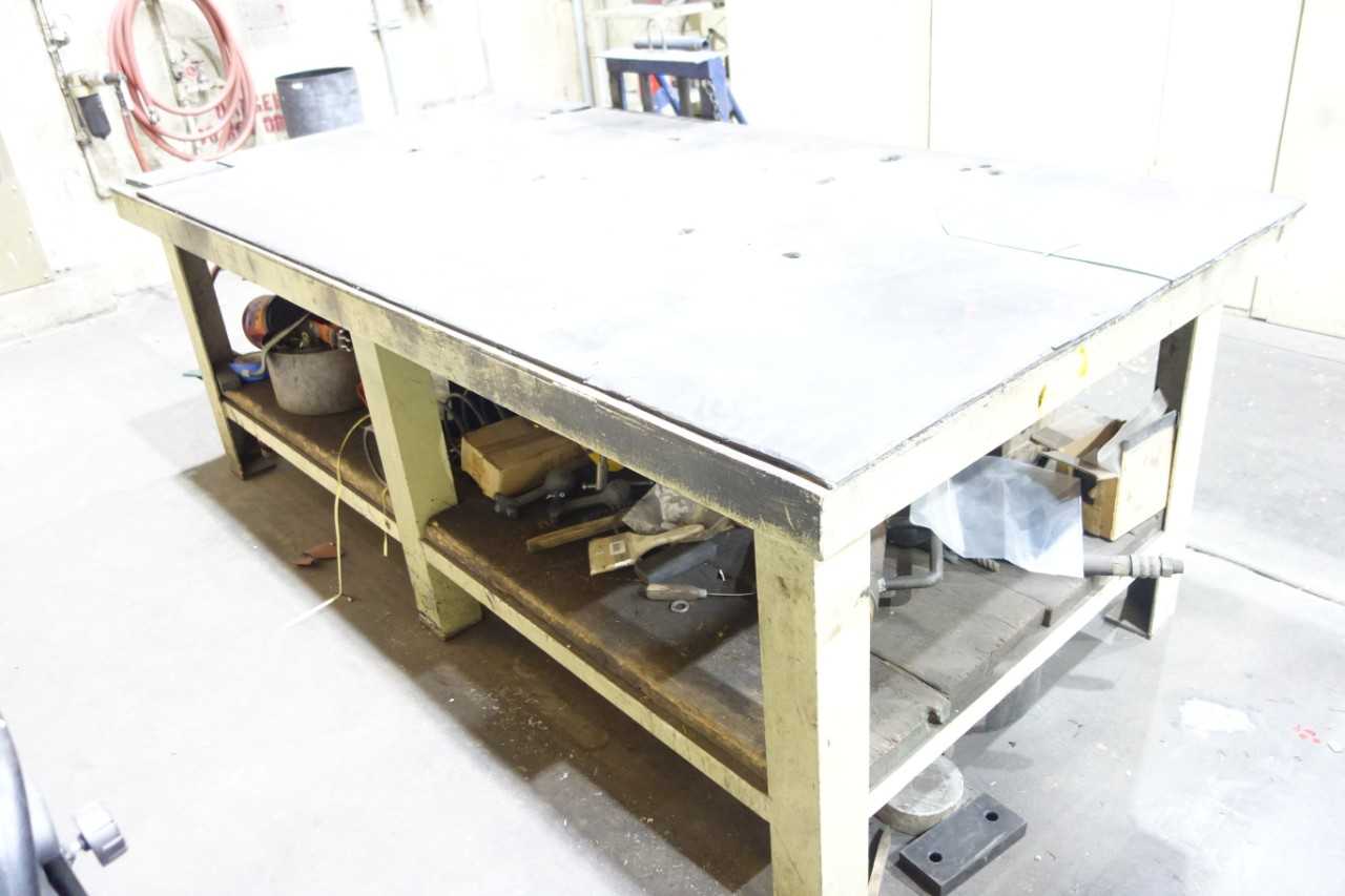 8'x4' steel work table with contents - PLANT & FACILITY