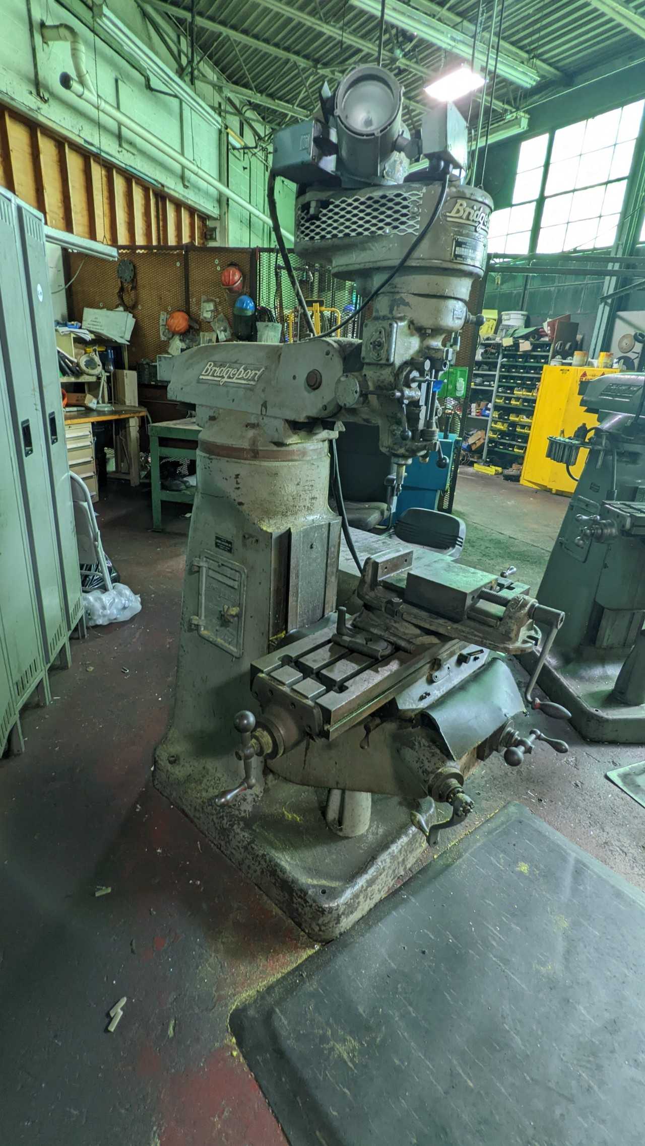 Bridgeport milling machine model 109836 - MILLING MACHINES