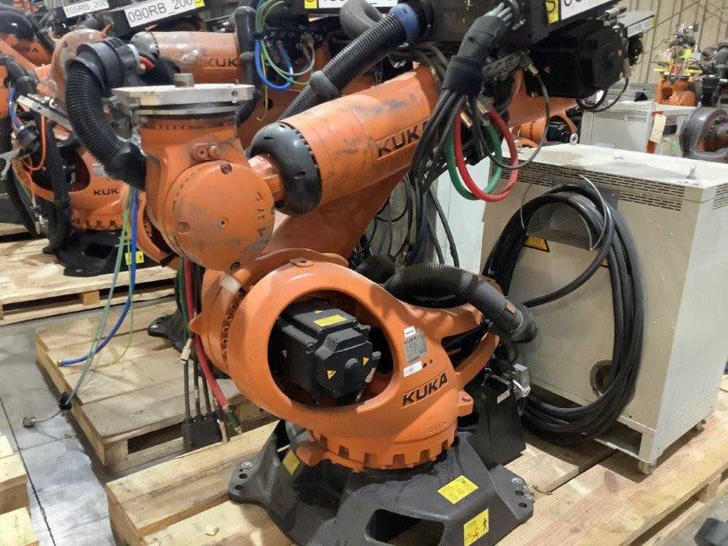 KUKA KR210-R2700 Prime w/ KRC4Robot - VALVES