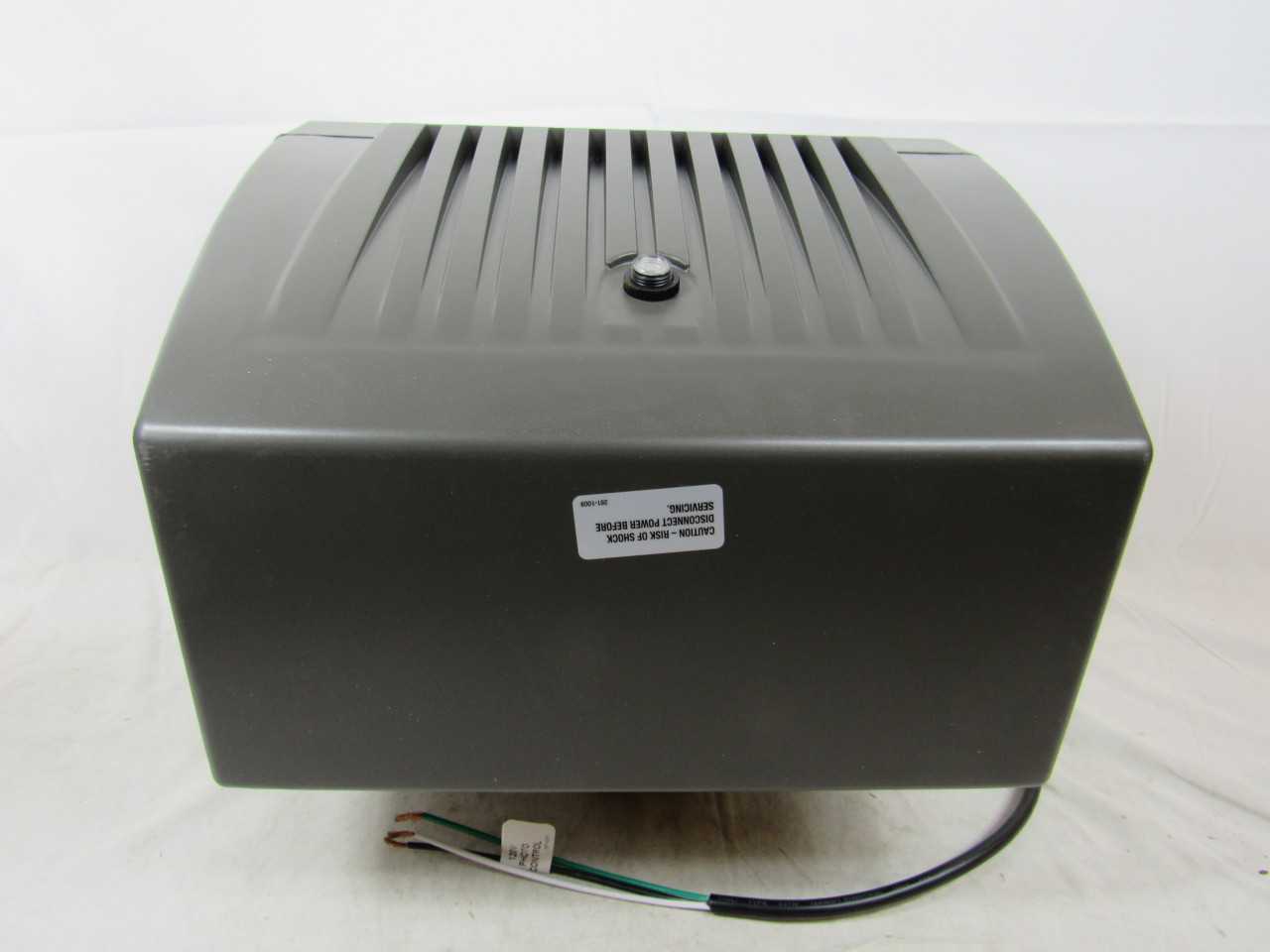 Atlas PFXL126LEDSPC Lighting Fixture Floodlight 120-277VAC 126 Watts - LIGHTING