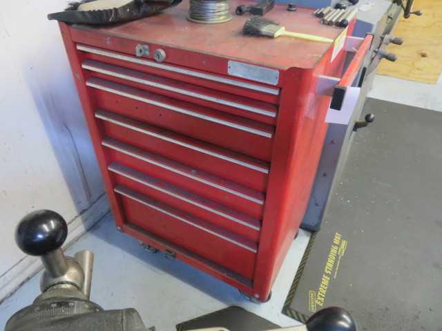 7 Drawer Tool Box Snap On - MISCELLANEOUS