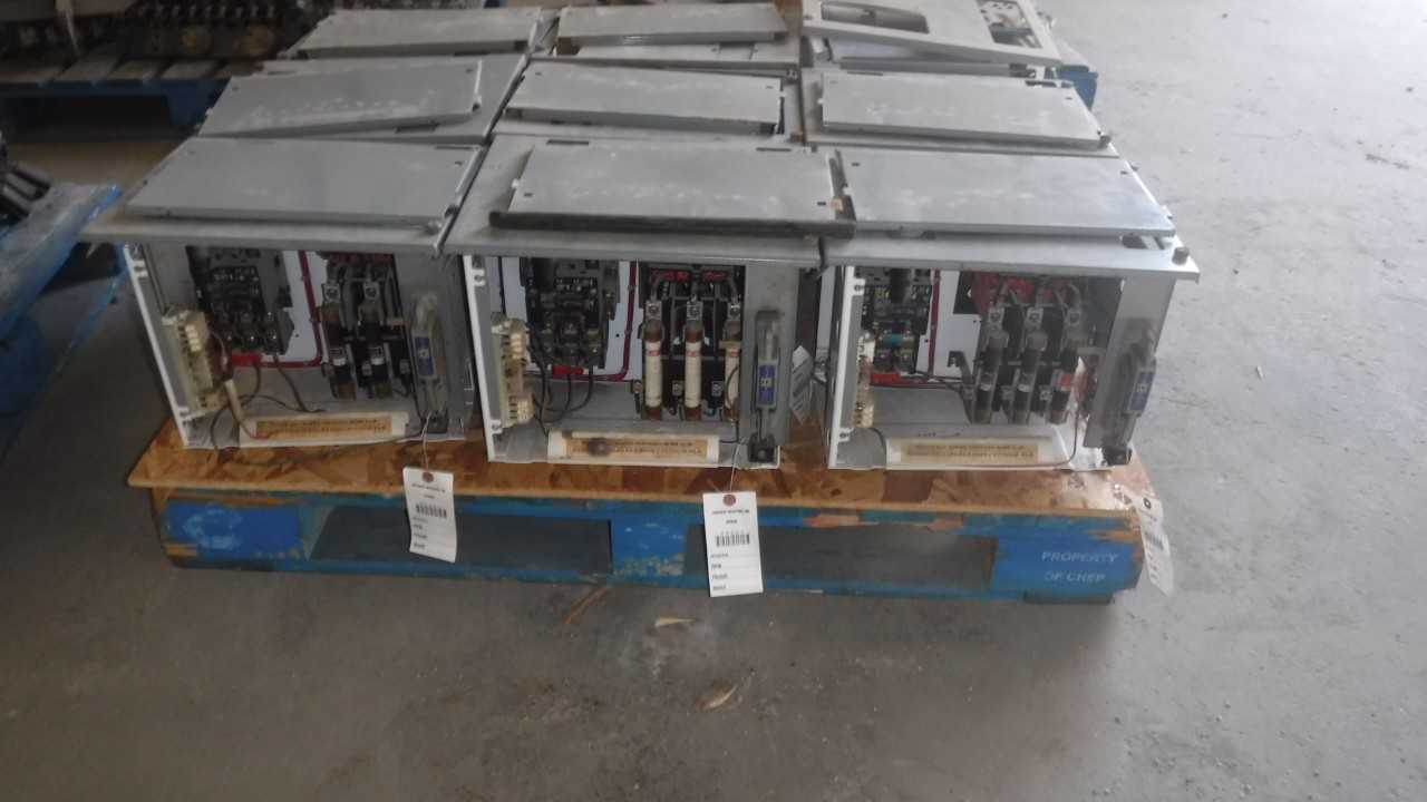 Lot of Nine 10 HP Square D Size 1 MCC Buckets Fusible - MOTOR STARTERS