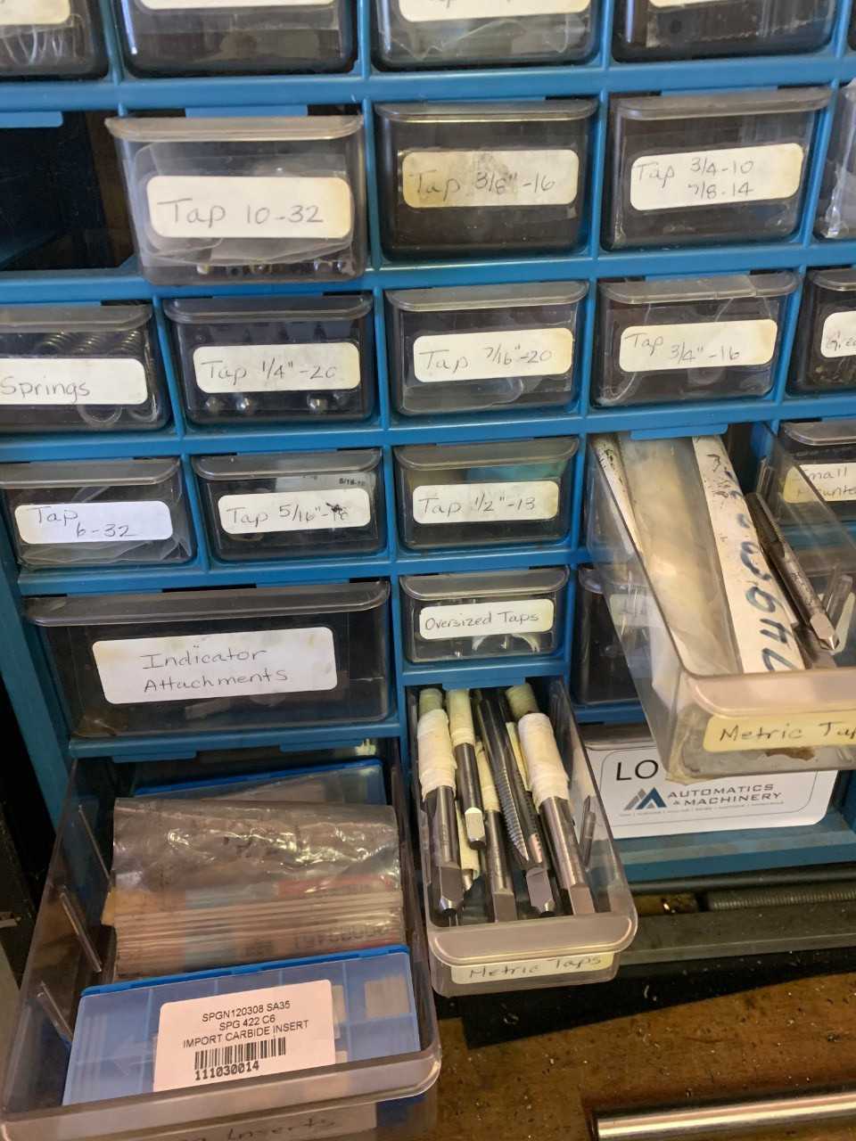 Organizer with various taps - ELECTRIC POWER TOOLS