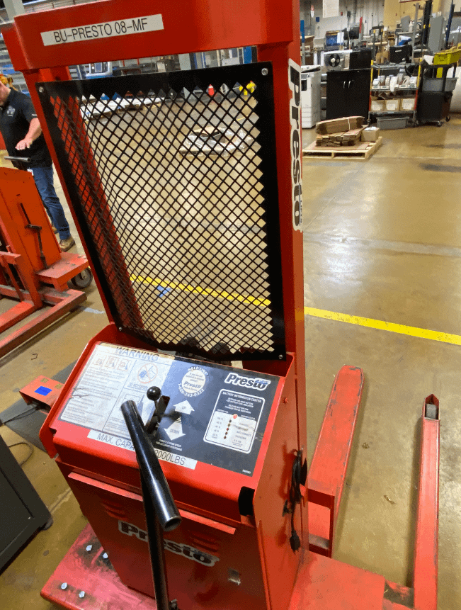 PRESTO LIFTS WPS5048-20 2000 LB CAP LIFT - FORKLIFTS