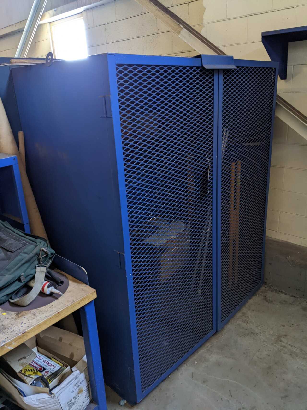 2 DOOR STORAGE CAGE CABINET WITH CONTENTS - TOOL STORAGE