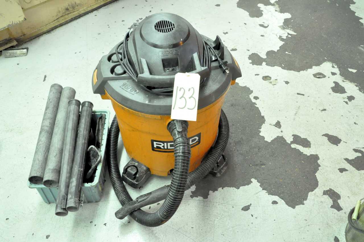 RIDGID 5-HP 16-Gallon Shop Vac with Attachments - MATERIAL HANDLING
