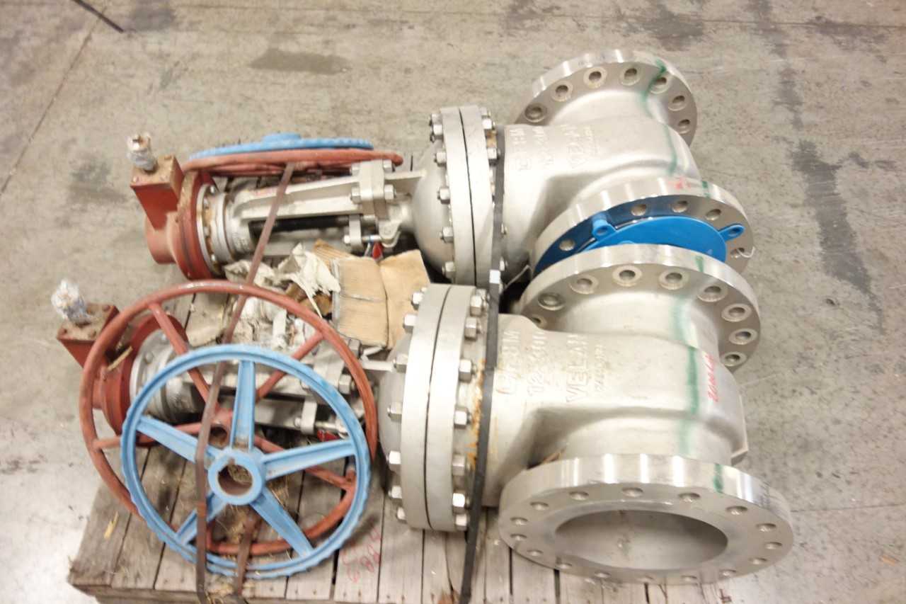 LOT OF 2 VELAN GATE VALVES - VALVES
