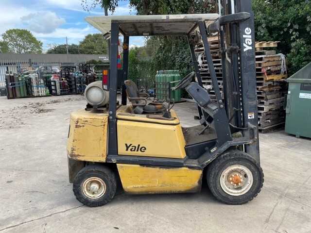 1999 Yale GLP050RGNUAE086 Forklift- all terrain - FORKLIFTS