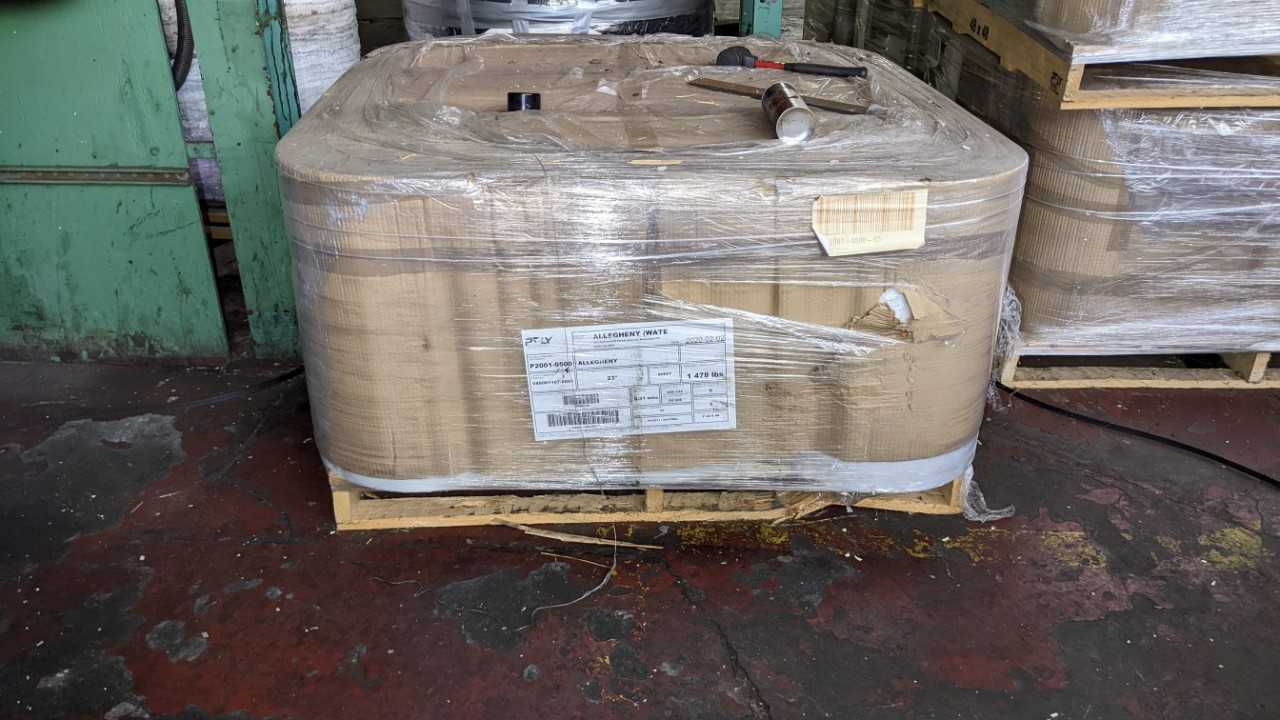 Lot of 8 pallets of 23" poly wrap - ELECTRIC POWER TOOLS