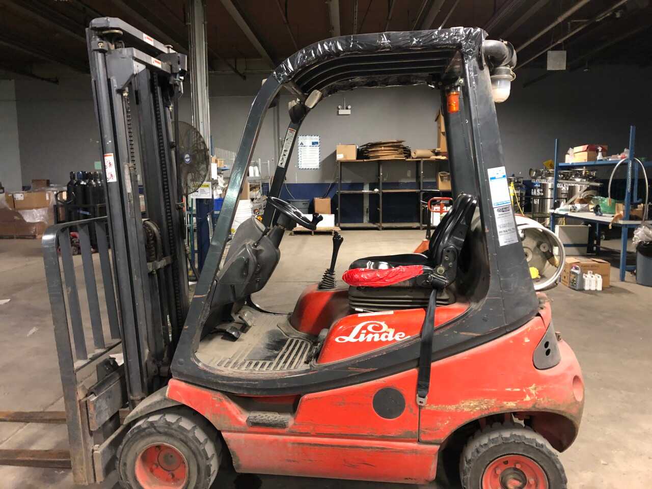 Linde Counterbalance Forklift - FORKLIFTS