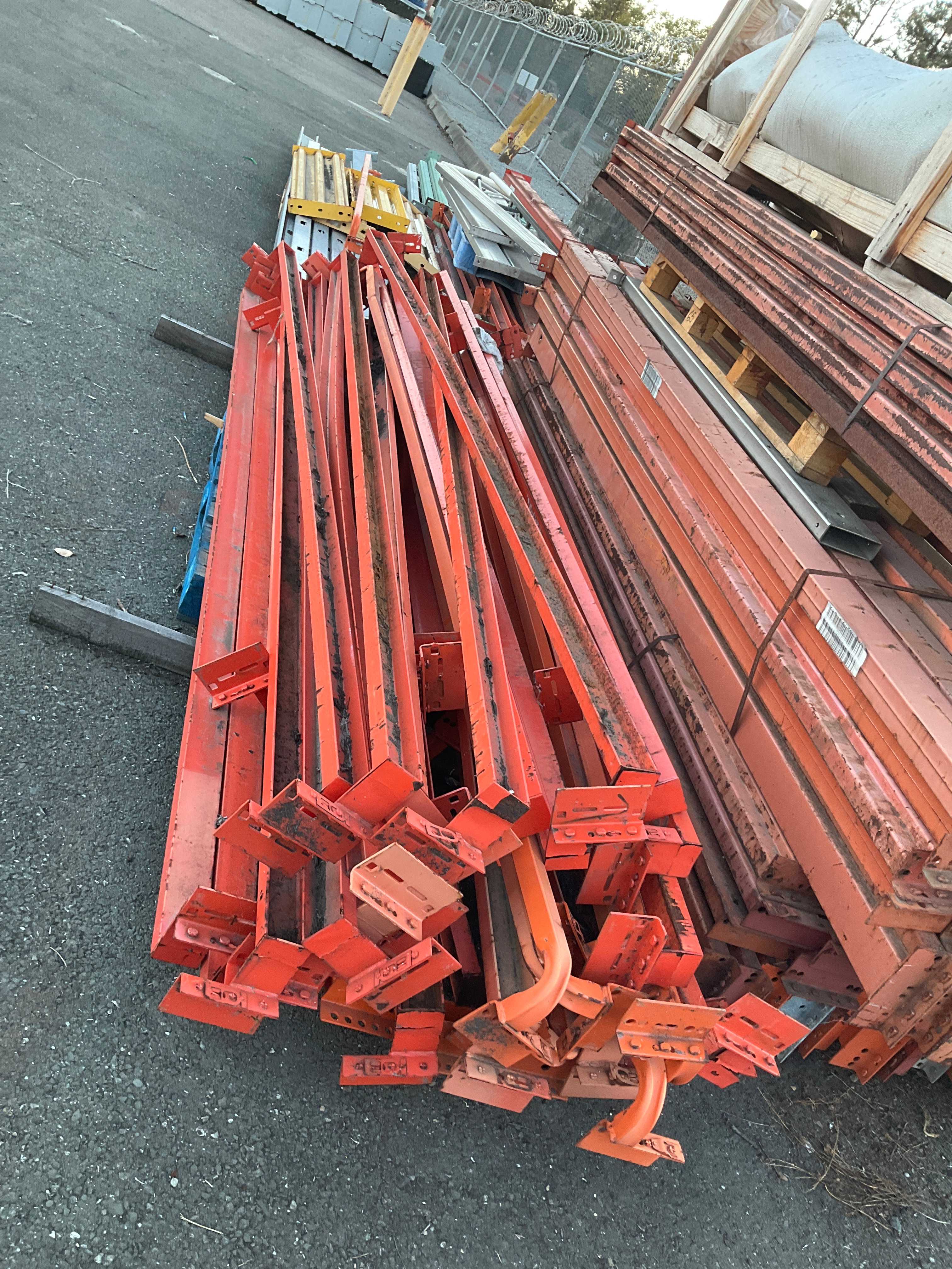 ASSORTED PALLET RACKING