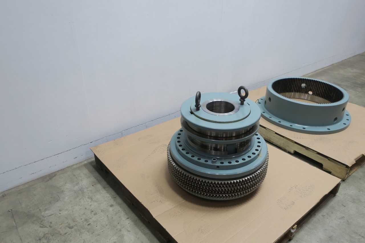 GEAR COUPLING ASSEMBLY - GEAR REDUCERS