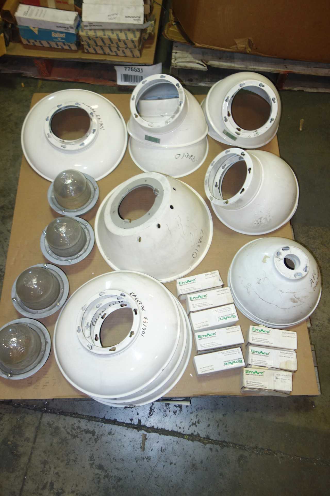 3 PALLETS OF ASSORTED LIGHTING - LIGHTING