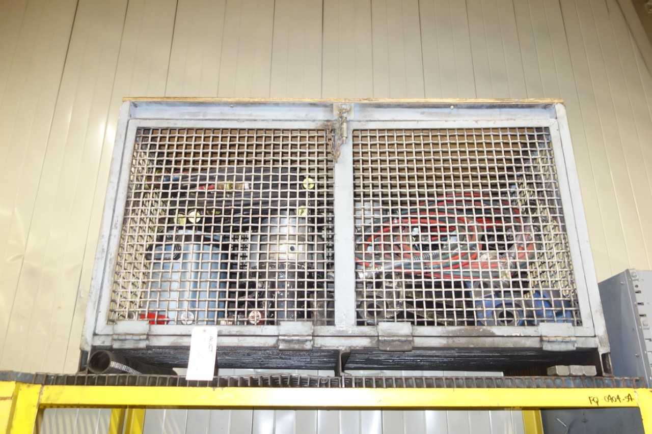 Contents of cage - assorted hydraulic jacks - HYDRAULIC PARTS
