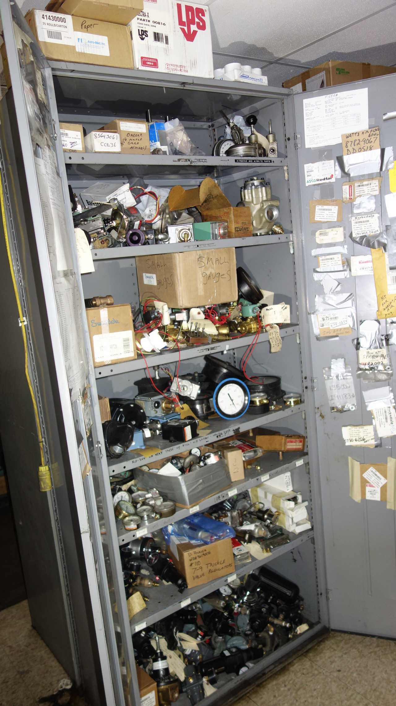 CABINET WITH CONTENTS, ASSORTED INSTRUMENTATION - INDUSTRIAL PARTS