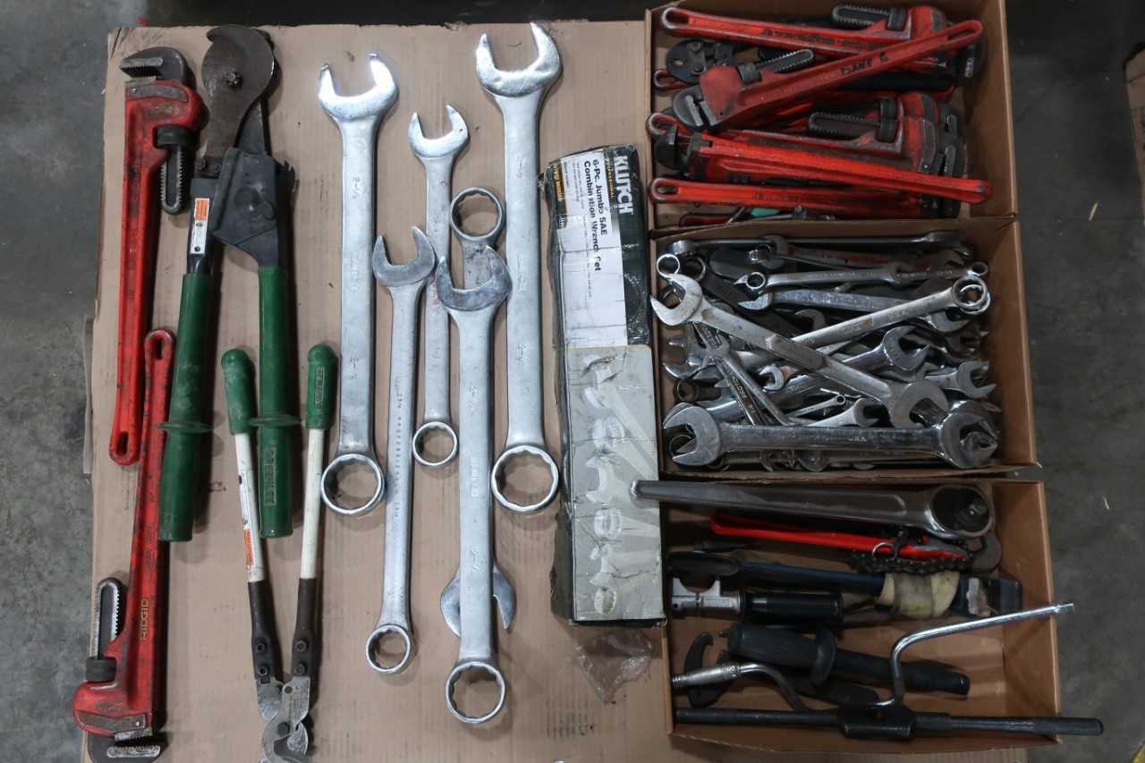 2 PALLETS OF ASSORTED TOOLS,PARTS AND ACCESSORIES - HAND TOOLS