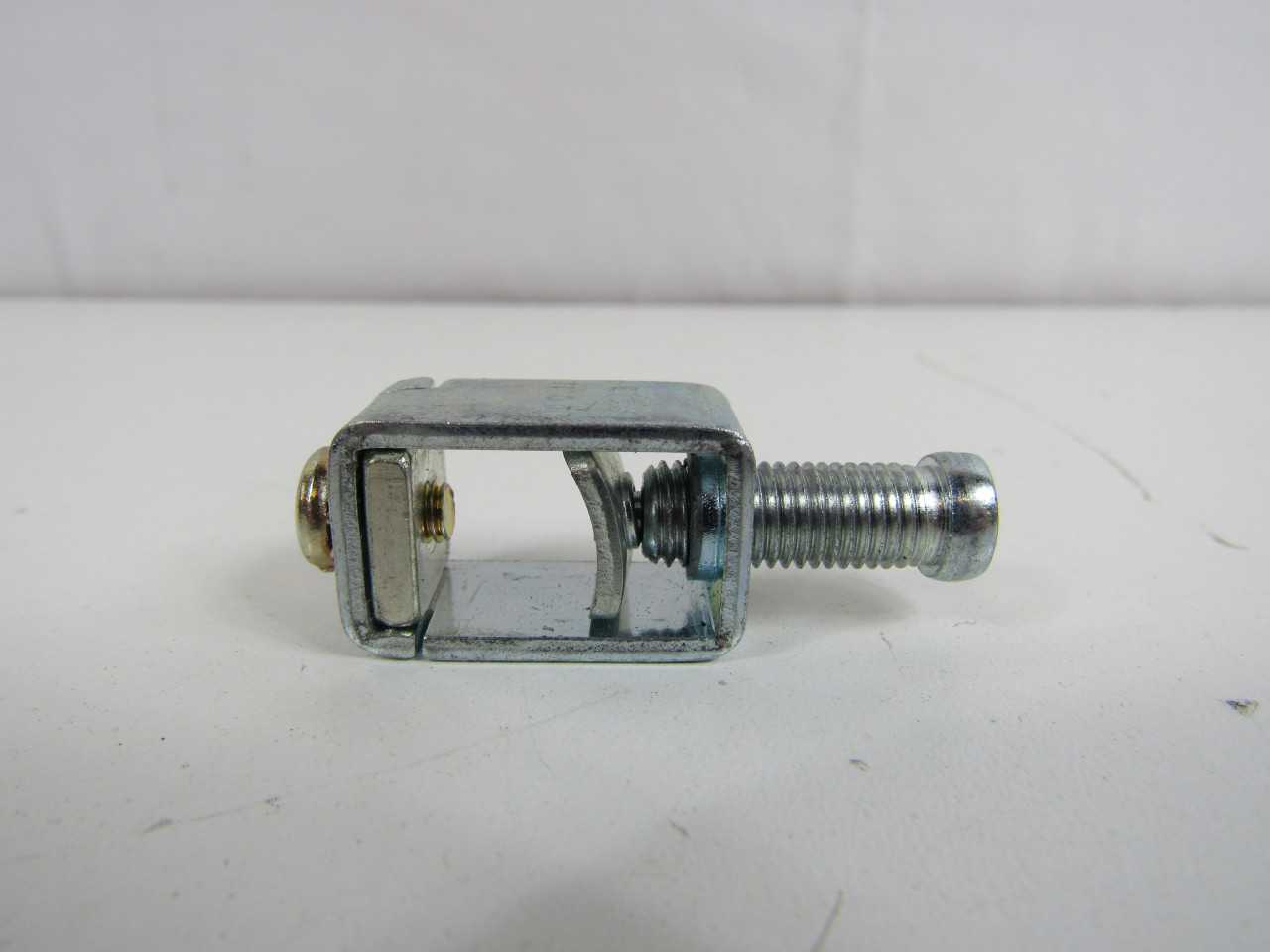Lot of Quantity 44x T100FB Lugs - ELECTRICAL COMPONENTS