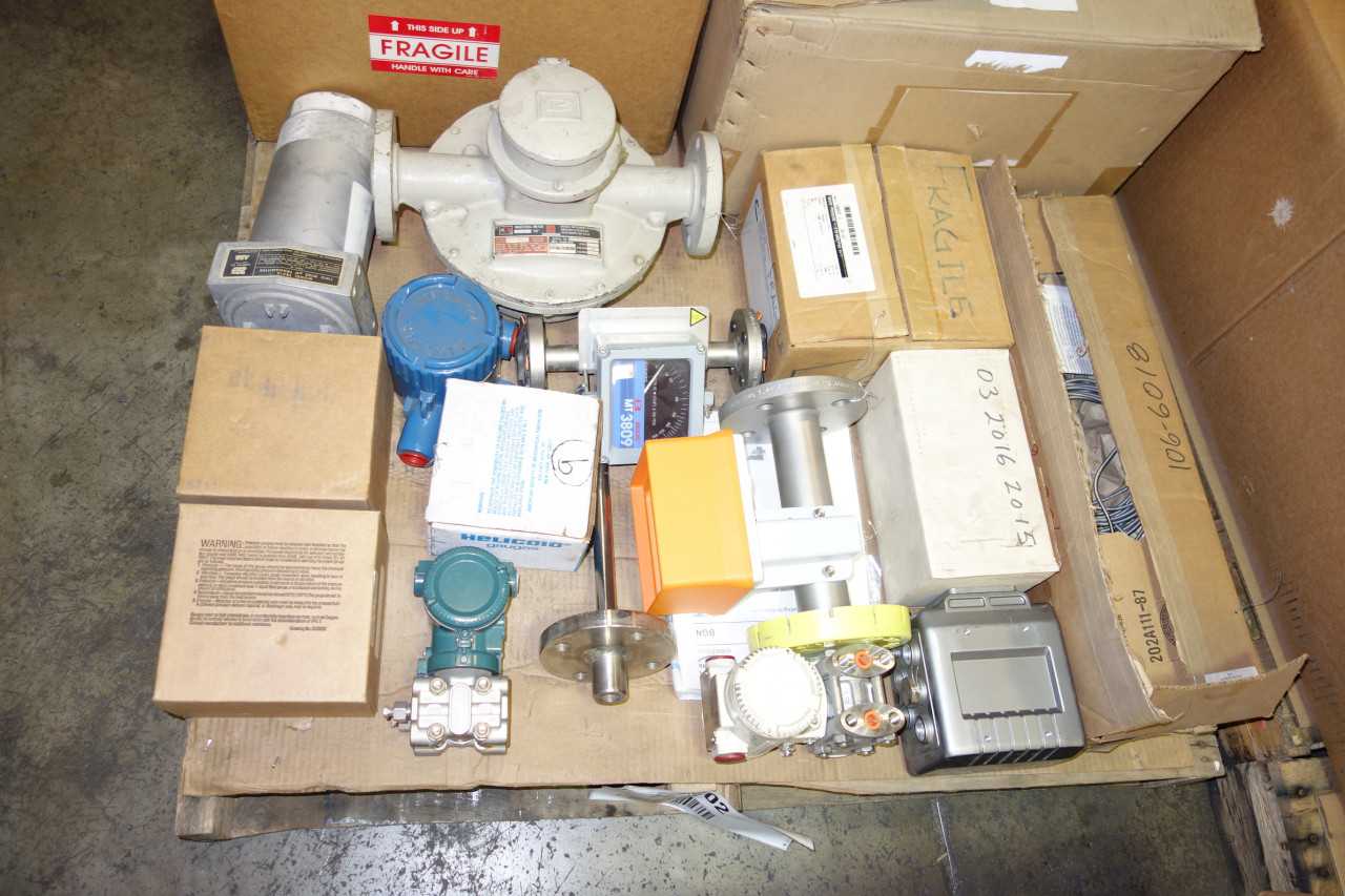 4 PALLETS OF ASSORTED TRANSMITTERS, FLOW METERS, SENSORS, CONTROLS, GAUGES - INSTRUMENTATION