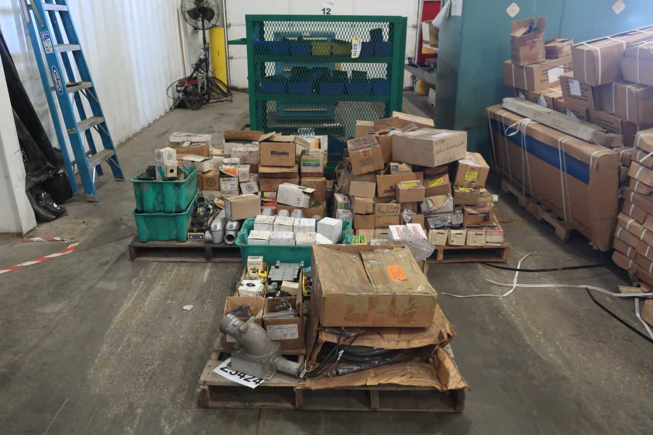 4 PALLETS OF ASSORTED CONDUIT/ELECTRICAL EQUIPMENT - ELECTRICAL COMPONENTS