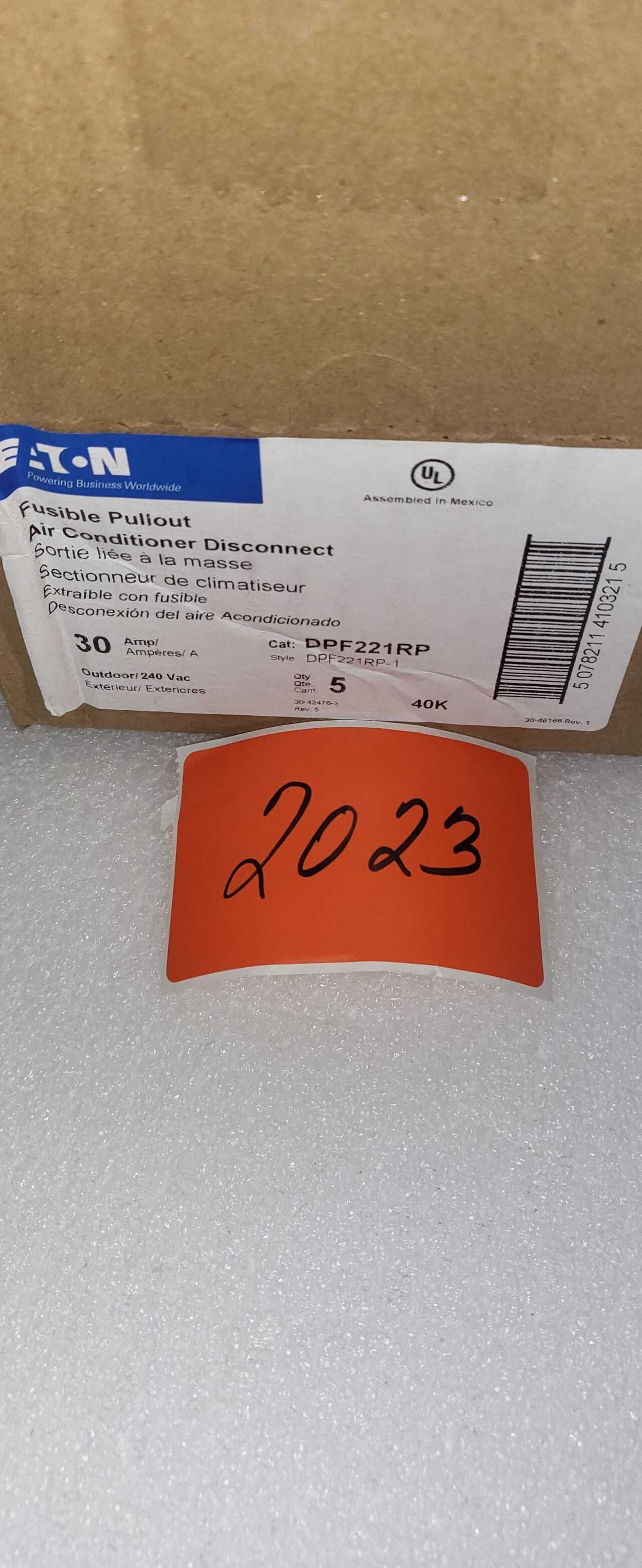 LOT OF NEW SURPLUS DPF221RP - DISCONNECT SWITCHES