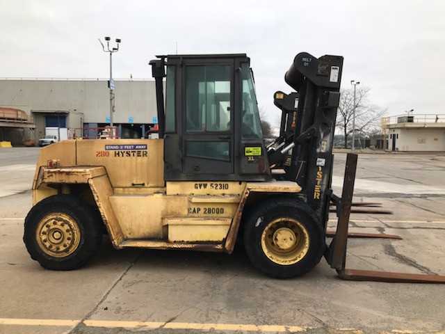 Hytser H280XL2 Lift Truck - Diesel 28000 lbs - FORKLIFTS