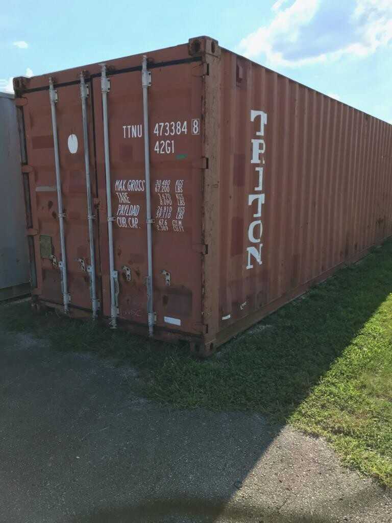 Container #5 (4733848) with Contents, Various Conveyors, Supplies and more (Container included) - INDUSTRIAL PARTS