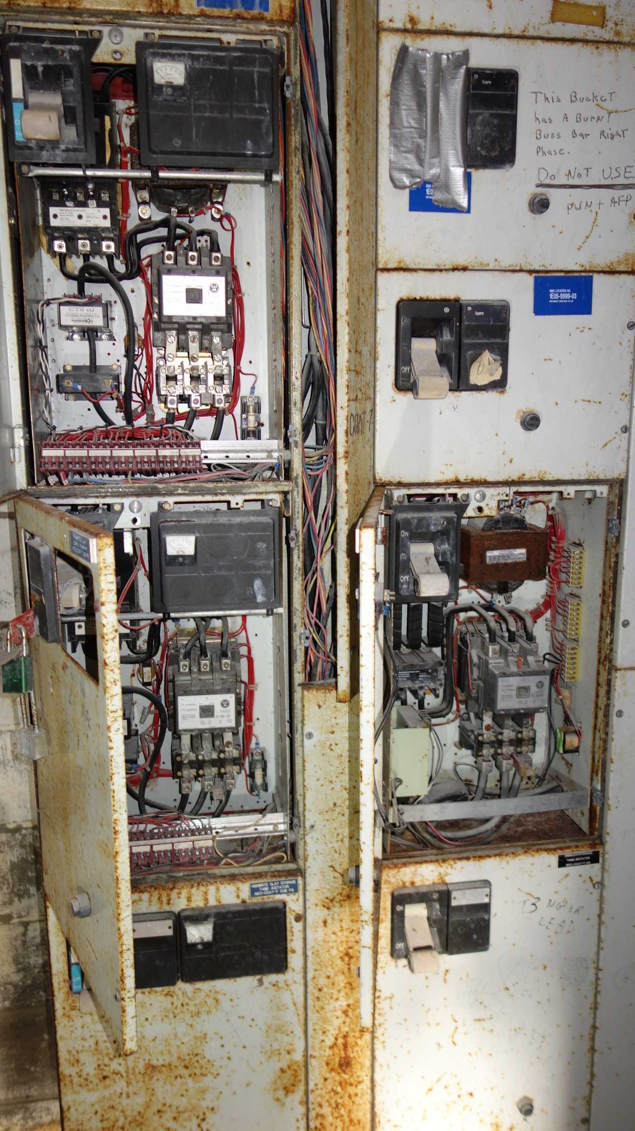 4X SECTIONS OF WESTINGHOUSE MCC W/ SIZE 3, 4 STARTERS - MOTOR CONTROL CENTERS
