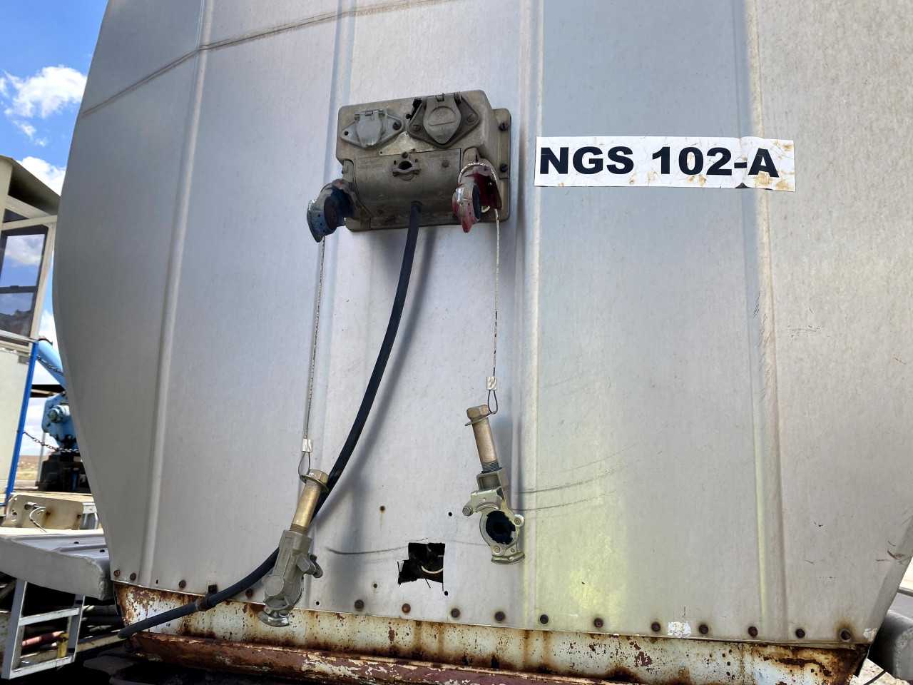 Stainless & Steel Products Co. 5600 Gallon Stainless Tank Trailer - TRAILERS