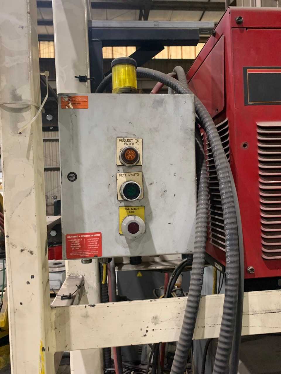 DUAL WELDING CELL W/ 100IB FANUC ROBOTS AND RJ3IB CONTROLLERS - INDUSTRIAL ROBOTS