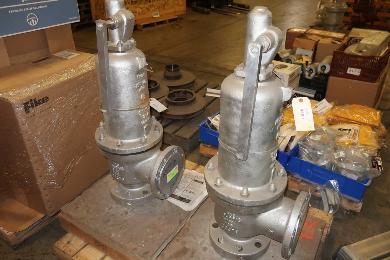 LOT OF 2 FARRIS RELIEF VALVES 66PA24-140/SP 4X6IN - RELIEF VALVE