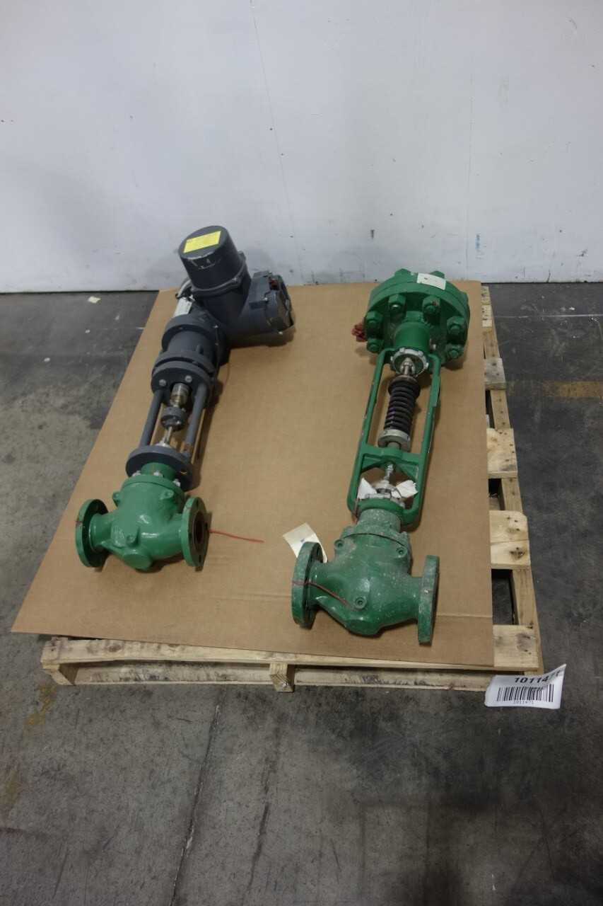 LOT OF 2 ASSORTED FISHER VALVES - VALVES