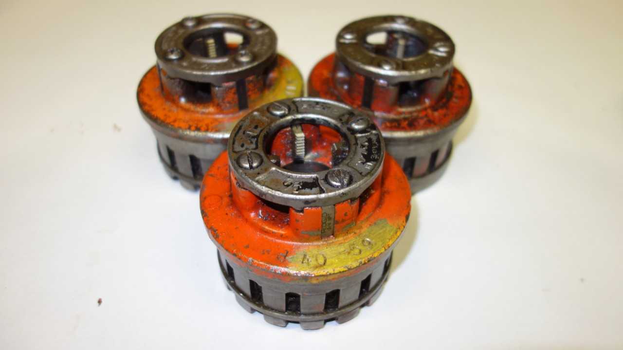 LOT OF 3 RIDGID 3/4 IN PLASTIBOND DIES - HAND TOOLS