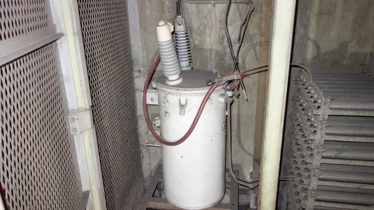 RTE 8T6K27B 25KVA 14400/24000V-AC 240/480V-AC DISTRIBUTION TRANSFORMER - CONTROL TRANSFORMERS