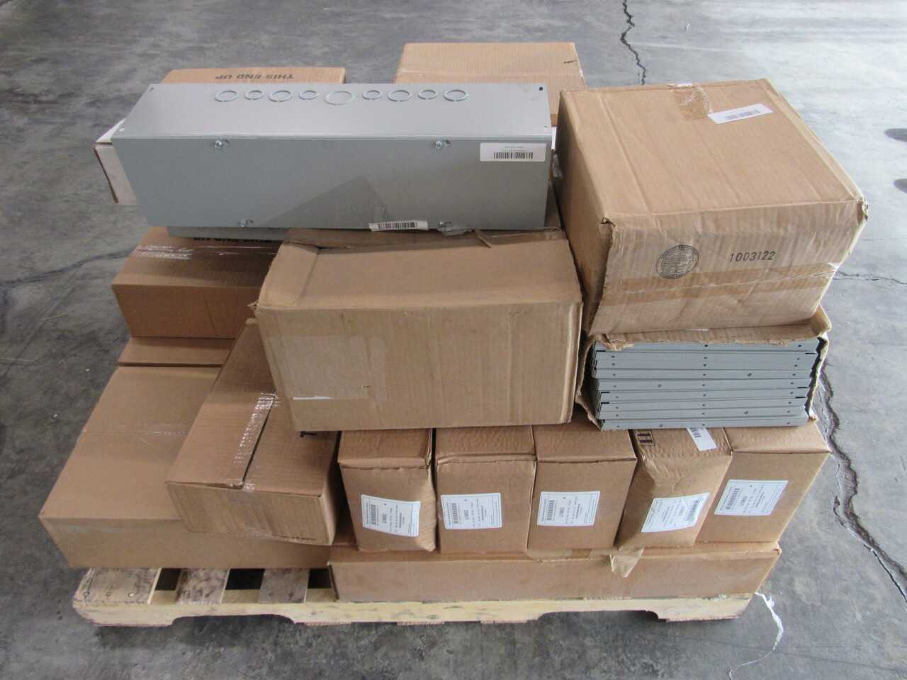 Pallet of 150x Assorted Electrical Enclosures, Lights, Switches & Electric Fans - LIGHTING