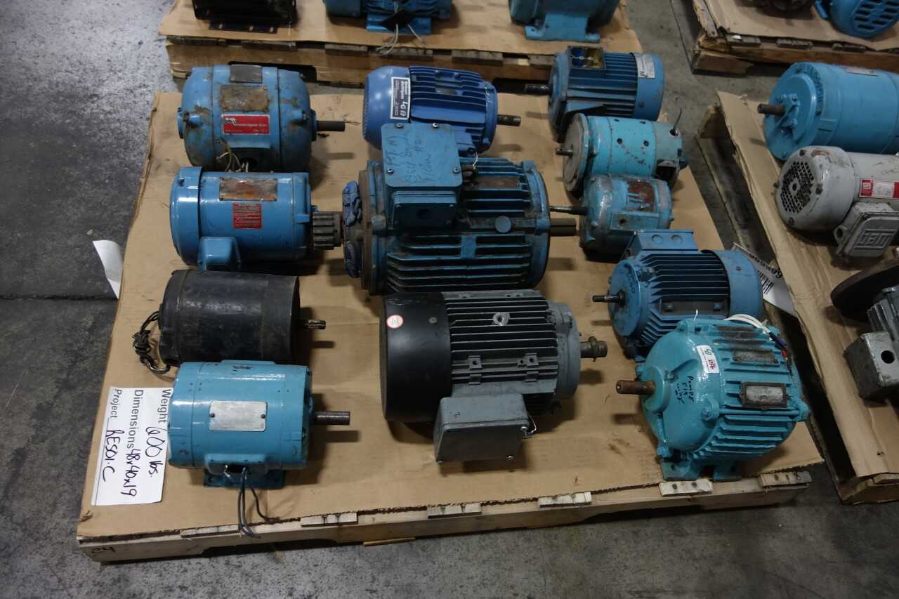 4 PALLETS OF ASSORTED 575V AC ELECTRIC MOTORS - ELECTRIC MOTORS
